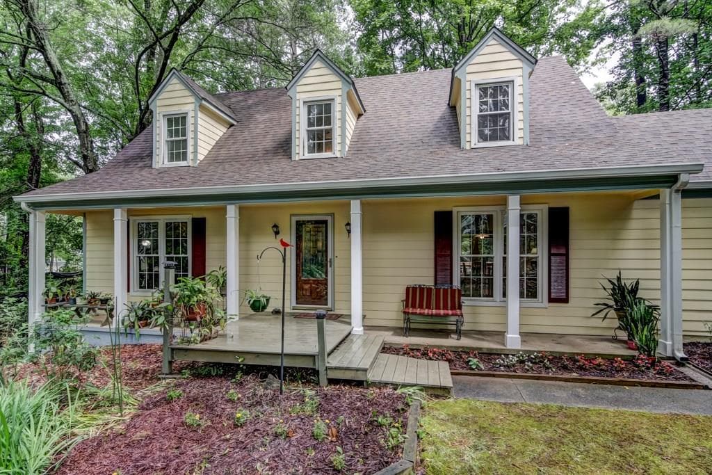 200 Laurel Mill Court, Roswell, GA 30076 — most recent listing photo
