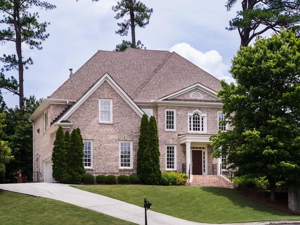 5 bedroom, 4,045 sq ft single family residence sold at 3145 Ferncliff Commons, Atlanta, GA 30324