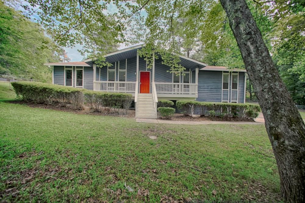 2689 Whitehurst Drive, Marietta, GA 30062 — most recent listing photo