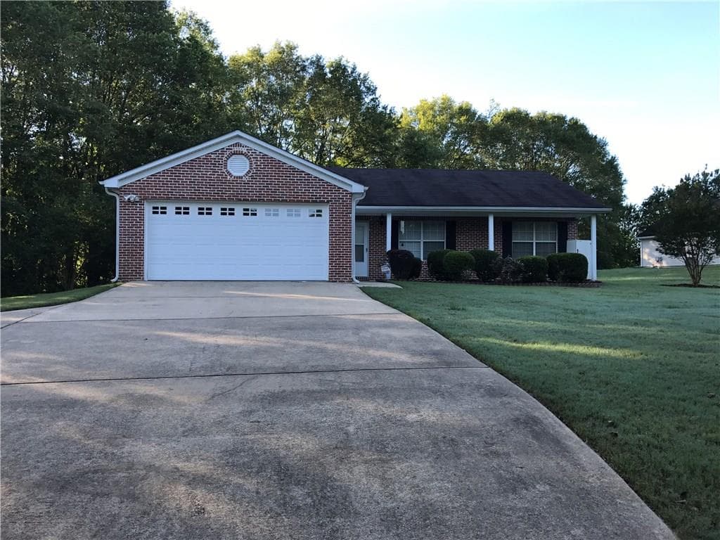 311 Westbridge Road, Fayetteville, GA 30214 — most recent listing photo