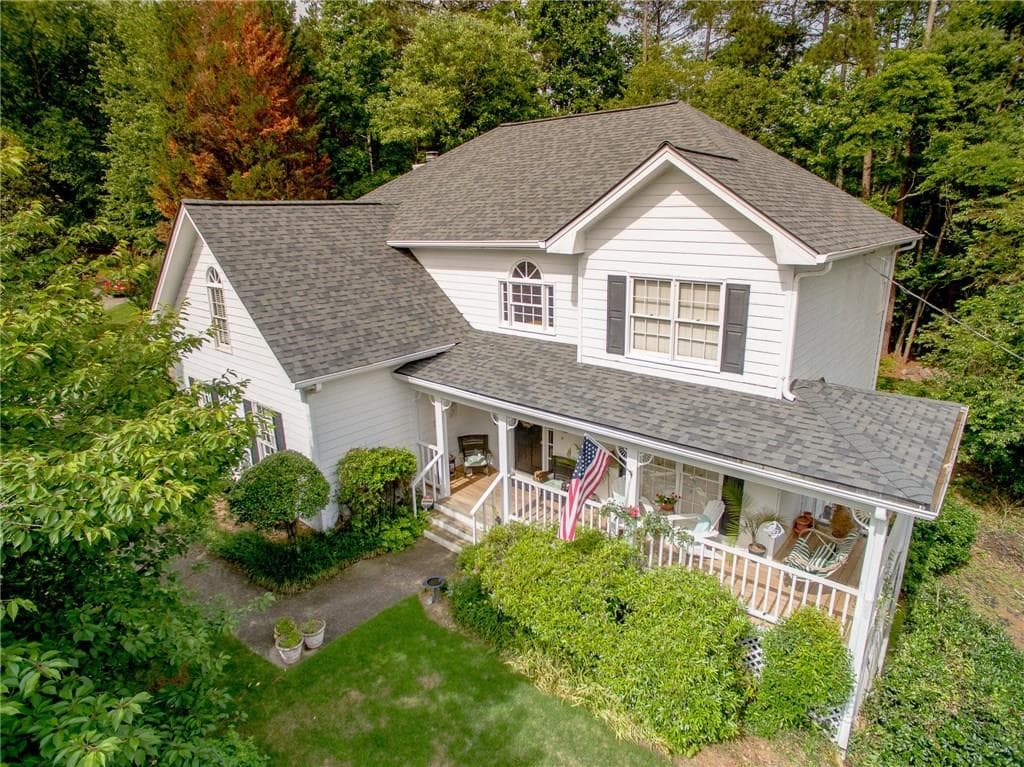 4 bedroom single family residence sold at 1401 Marshall Way, Suwanee, GA 30024
