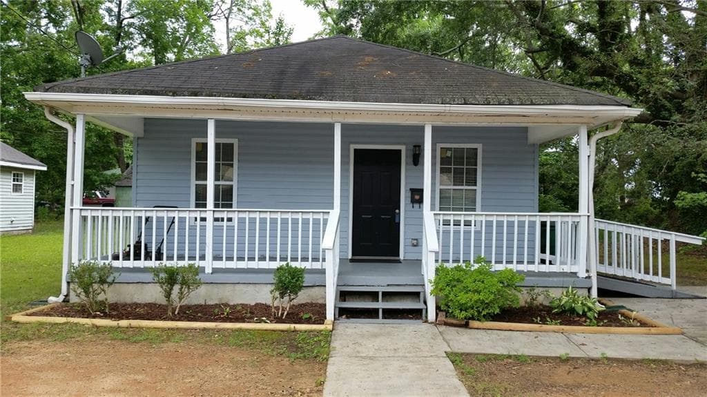 93 Griffith Street, Winder, GA 30680 — most recent listing photo