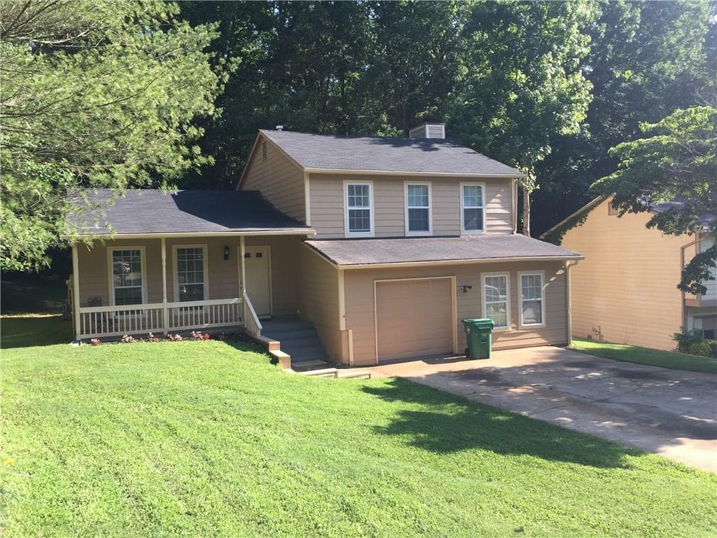 746 Forest Path, Stone Mountain, GA 30088 — most recent listing photo