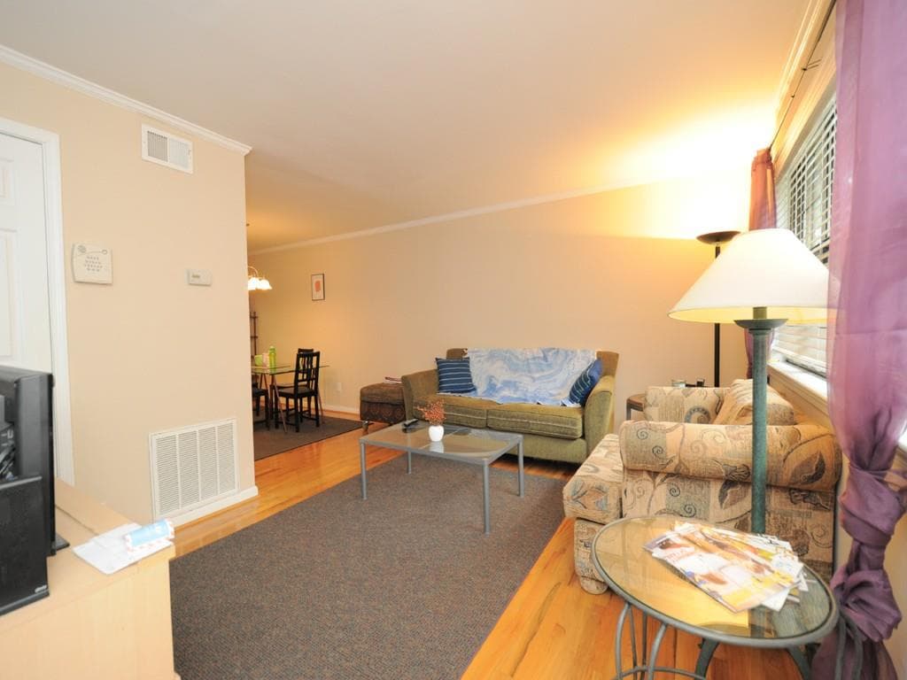 2 bedroom, 1,064 sq ft condominium sold at 1683 Briarcliff Road 5, Atlanta, GA 30306
