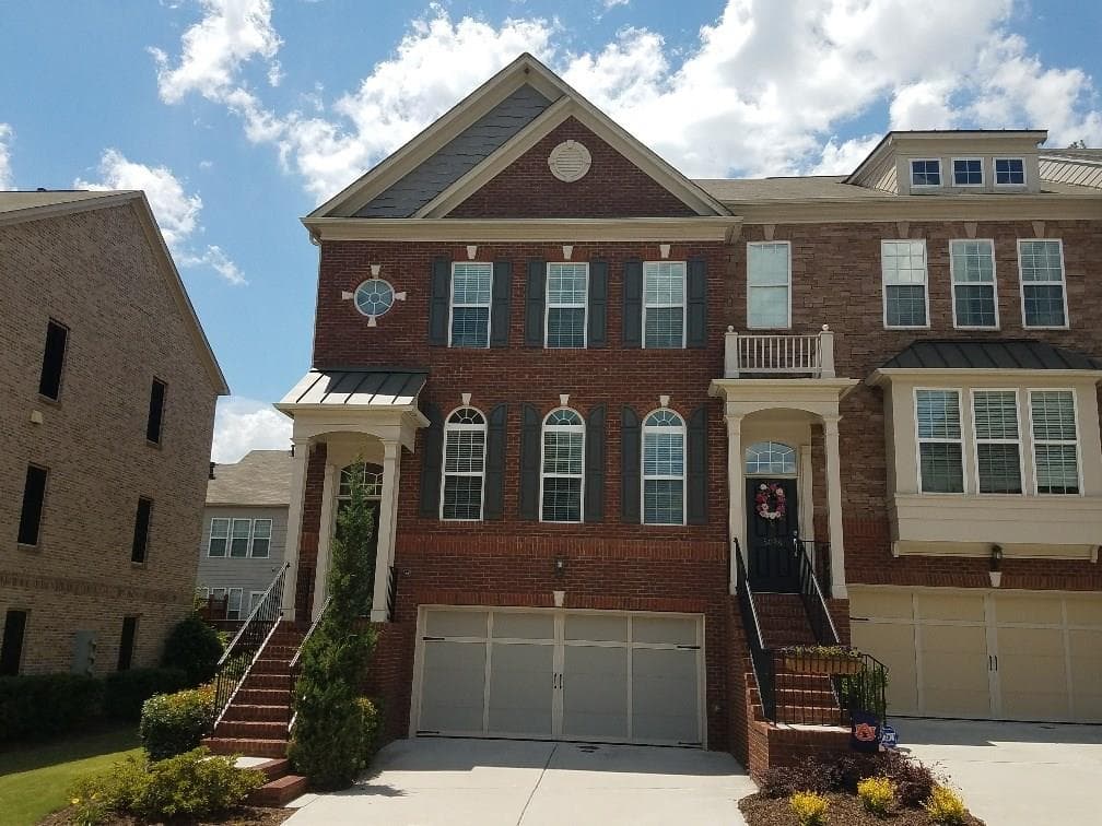 4 bedroom, 2,297 sq ft townhouse sold at 5028 Ridgemont Walk 19, Atlanta, GA 30339