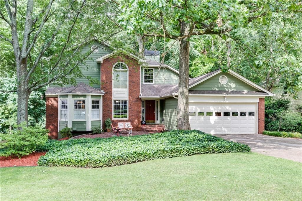 1925 N Creek Circle, Alpharetta, GA 30009 — most recent listing photo
