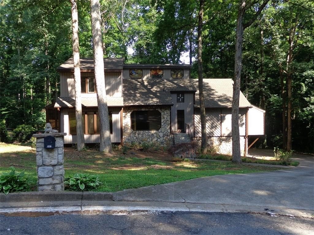 581 Brandi Lane, Lawrenceville, GA 30044 — most recent listing photo