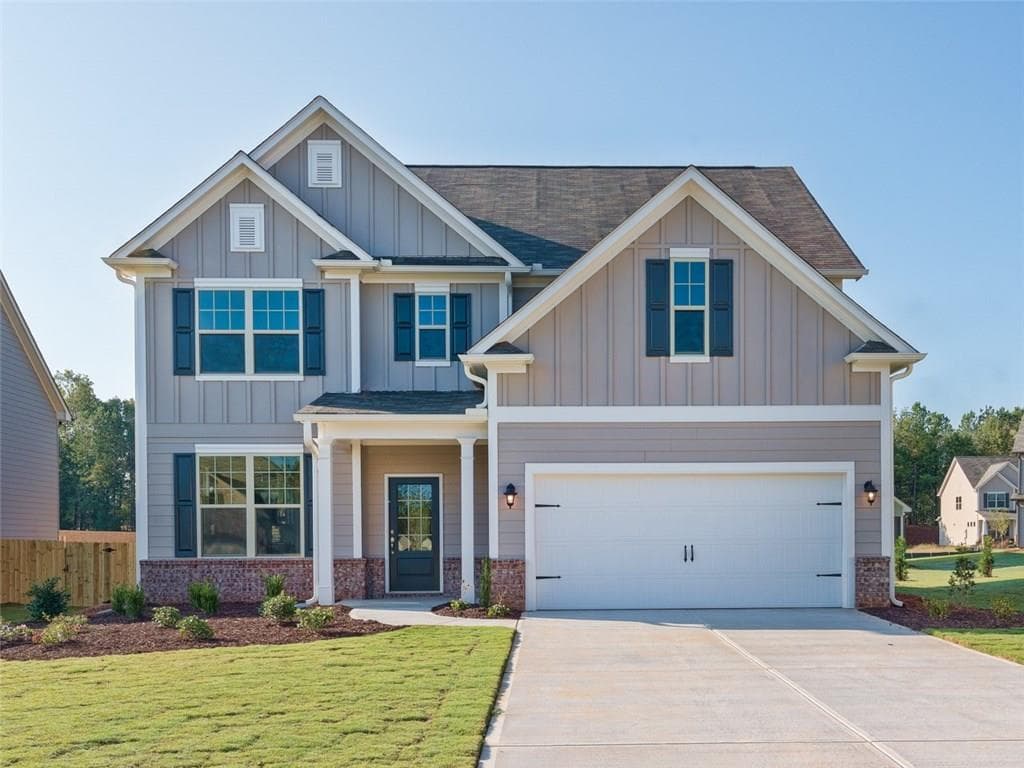 4 bedroom, 2,800 sq ft single family residence sold at 3004 Creekshire Court, Canton, GA 30115