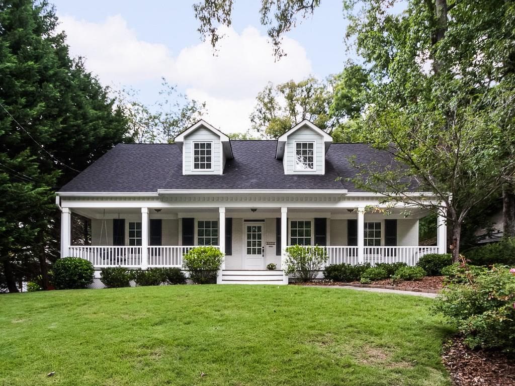 5 bedroom, 3,230 sq ft single family residence sold at 1772 Ridgewood Drive, Atlanta, GA 30307