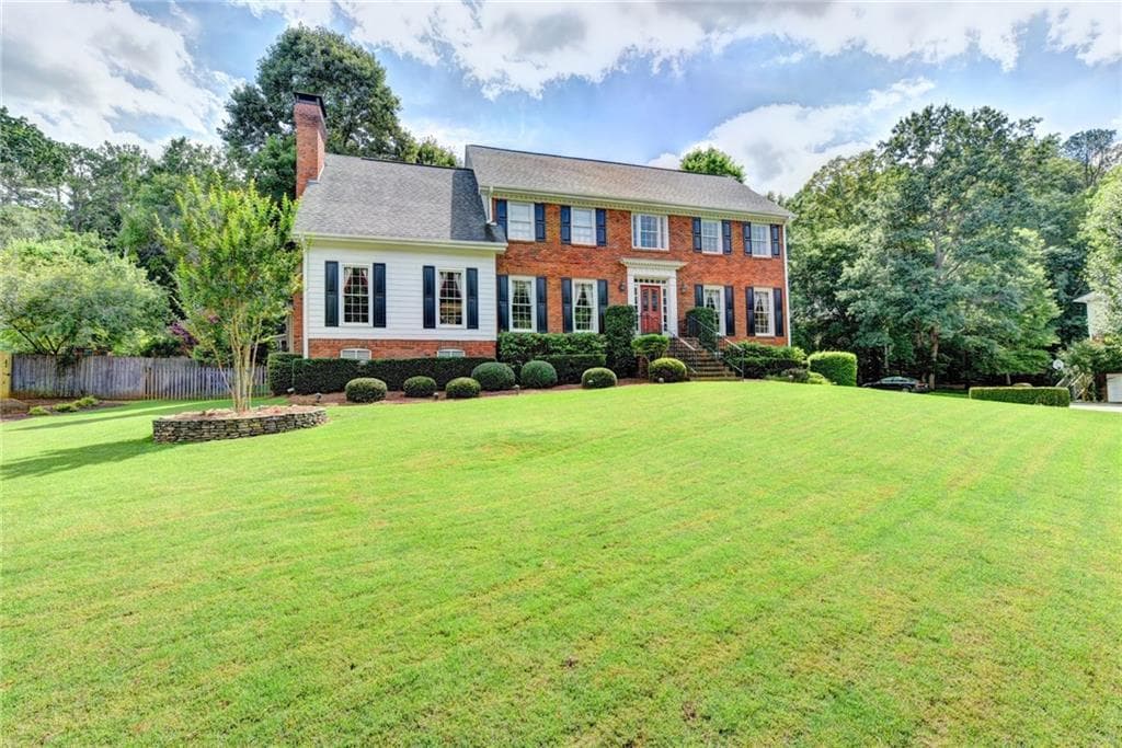 5476 Southport Close, Peachtree Corners, GA 30092 — most recent listing photo