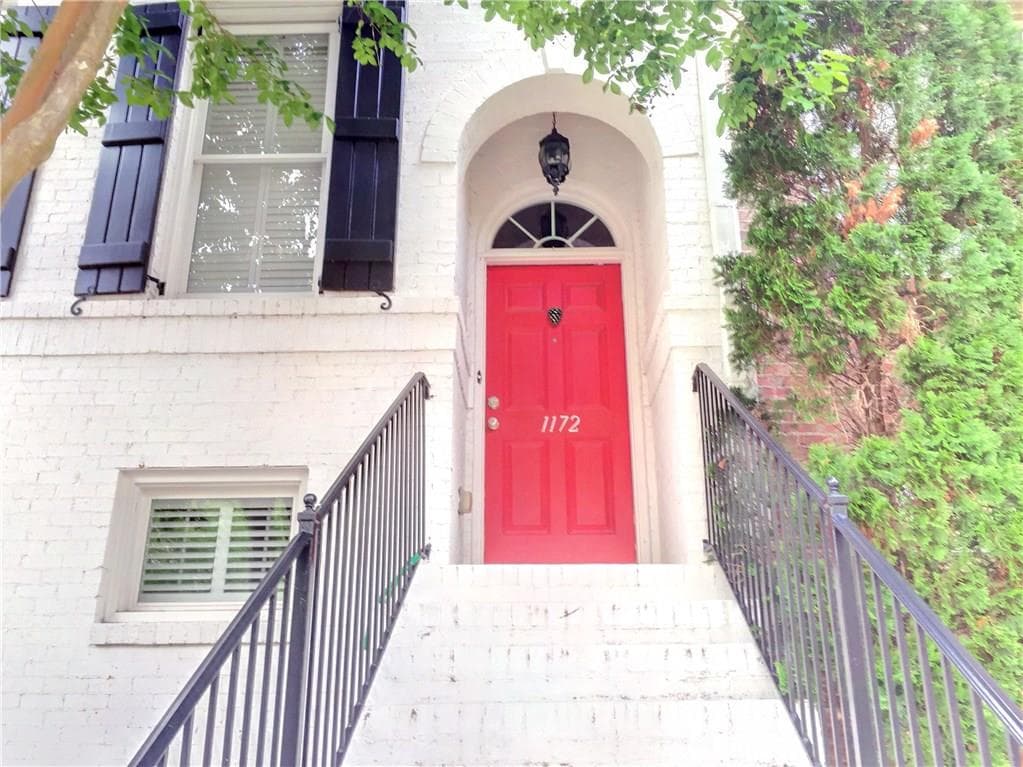 1172 Laurel Place, Smyrna, GA 30080 — most recent listing photo