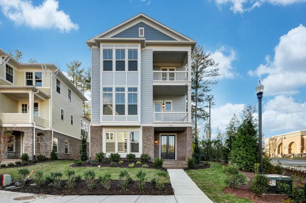 4 bedroom, 3,350 sq ft single family residence sold at 2100 Kensley Drive, Milton, GA 30004