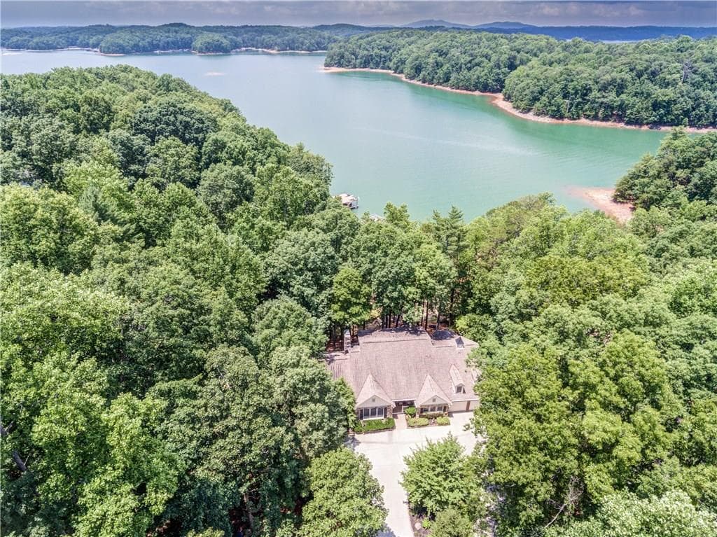 9340 Lisa Circle, Gainesville, GA 30506 — most recent listing photo
