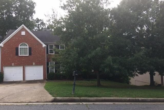 811 Wynbrooke Parkway, Stone Mountain, GA 30087 — most recent listing photo
