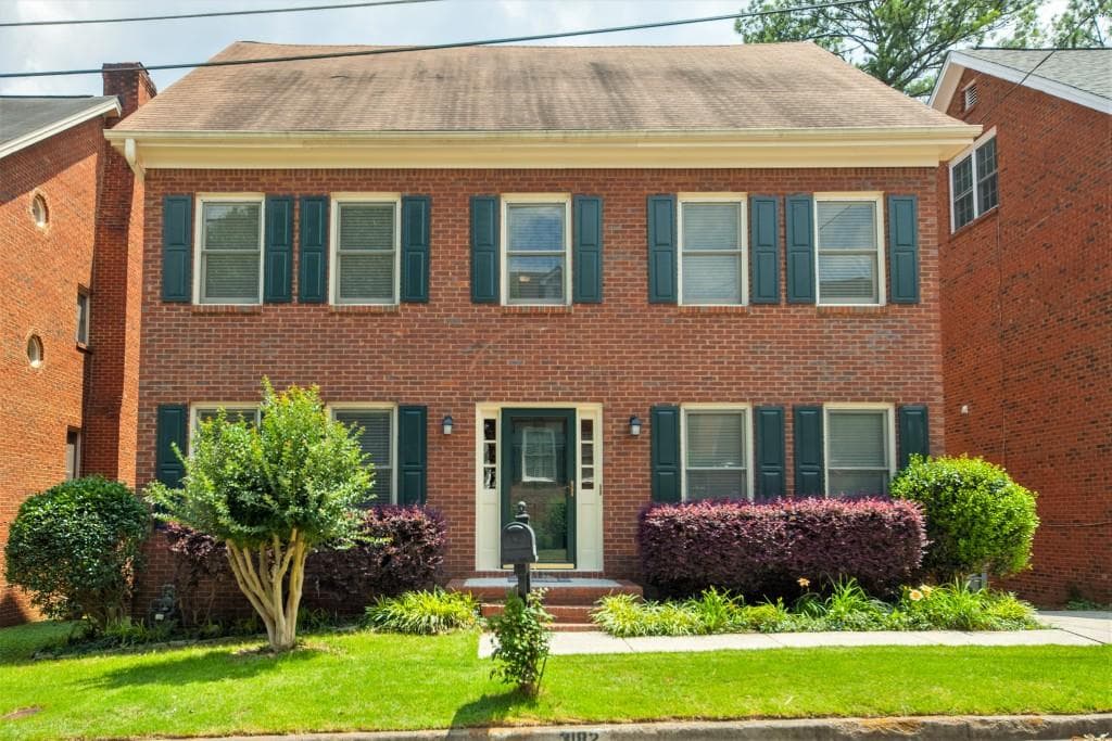 3182 Henderson Walk, Atlanta, GA 30340 — most recent listing photo