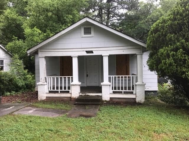3 bedroom, 1,080 sq ft single family residence sold at 2480 Baker Road, Atlanta, GA 30318