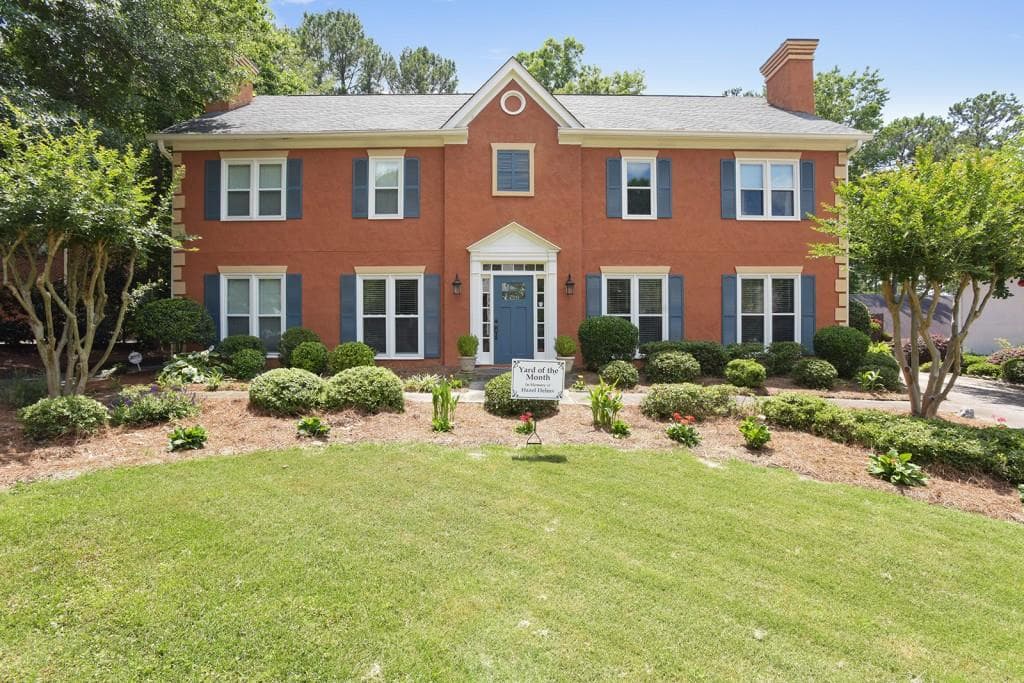 8900 Carroll Manor Drive, Sandy Springs, GA 30350 — most recent listing photo