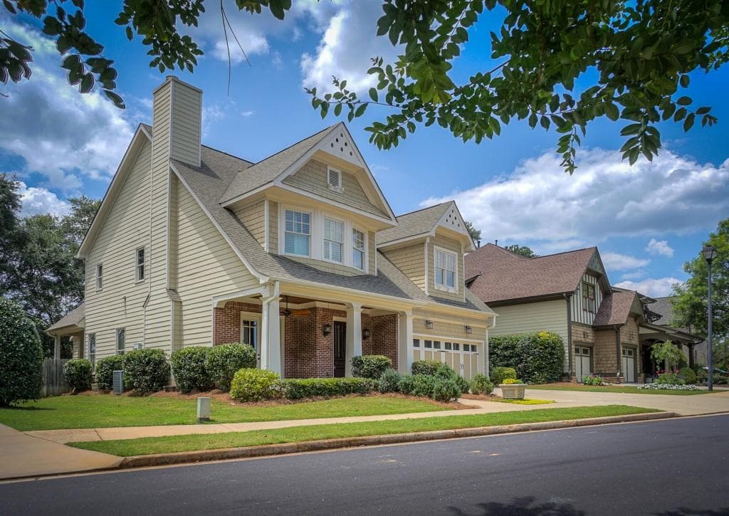 4 bedroom, 2,718 sq ft single family residence sold at 420 Rammel Oaks Drive, Avondale Estates, GA 30002