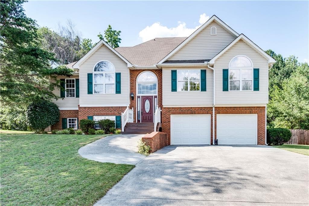 120 Washington Street, Calhoun, GA 30701 — most recent listing photo