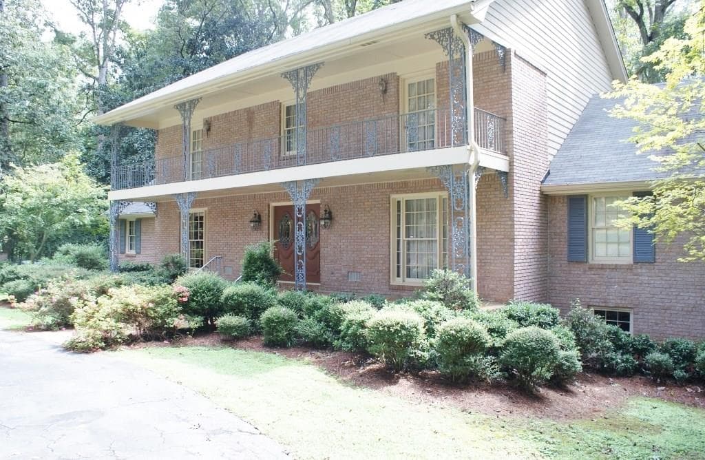 5679 Redcoat Run, Smoke Rise, GA 30087 — most recent listing photo