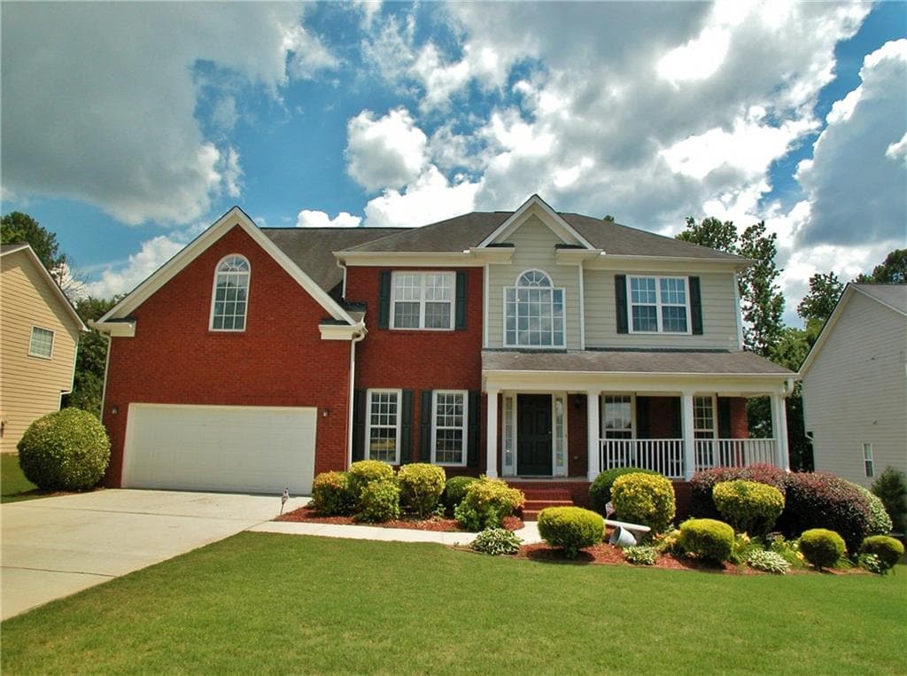 4 bedroom, 3,022 sq ft single family residence sold at 826 Buie Way, Lawrenceville, GA 30045