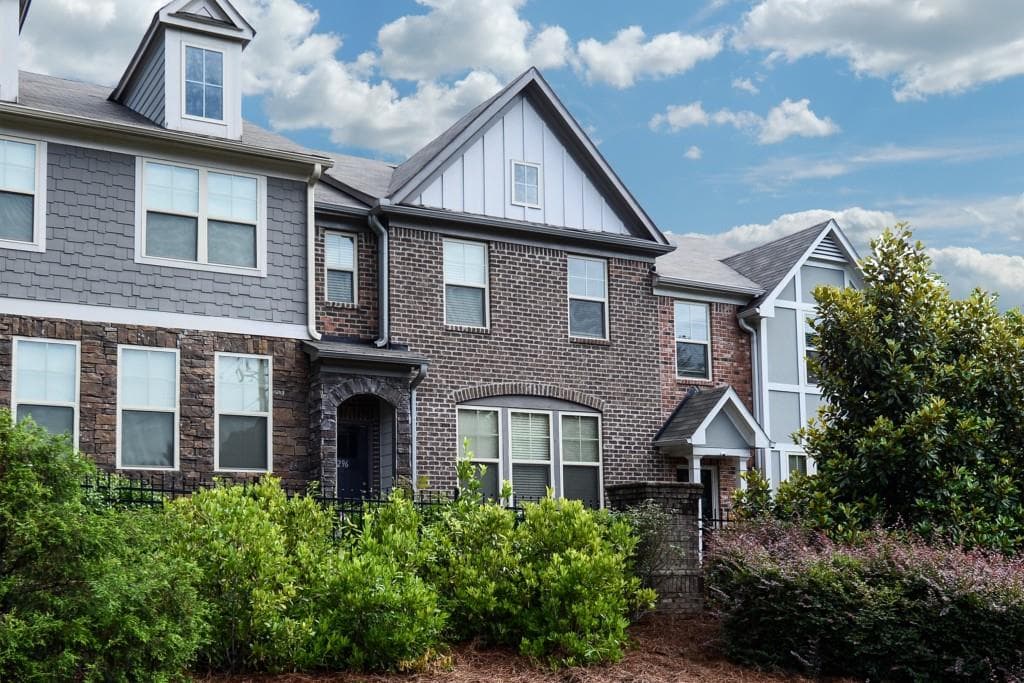 2296 Whiteoak Drive 2296, Smyrna, GA 30080 — most recent listing photo