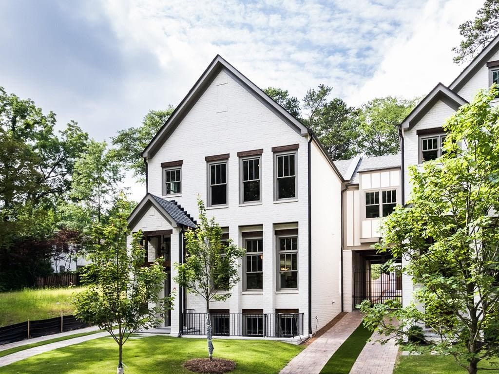 5 bedroom, 4,100 sq ft townhouse sold at 677 Timm Valley Road, Atlanta, GA 30305