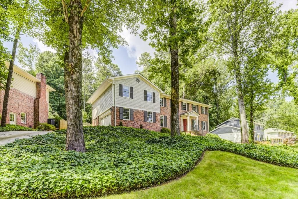 1333 Martina Drive, Dunwoody, GA 30338 — most recent listing photo