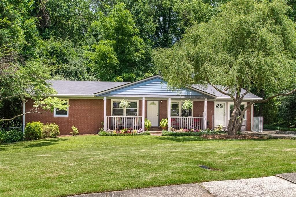 2608 Shetland Drive, Decatur, GA 30033 — most recent listing photo