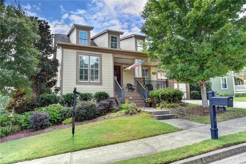 4 bedroom, 2,436 sq ft single family residence sold at 122 Laurel Street, Canton, GA 30114
