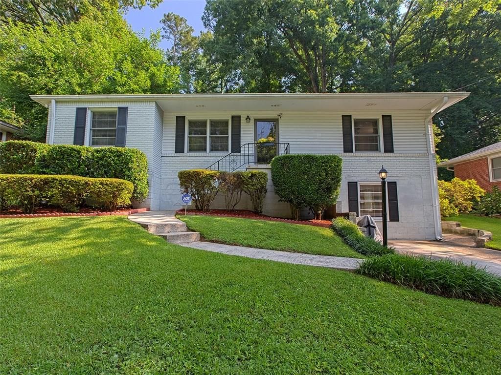 3 bedroom single family residence sold at 1156 Willivee Drive, Decatur, GA 30033