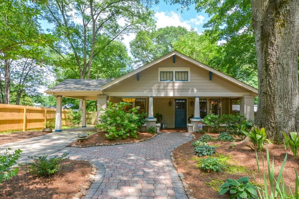 2 bedroom, 1,300 sq ft single family residence sold at 958 Rawlins Street, Atlanta, GA 30315