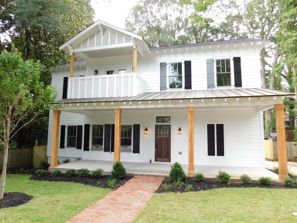 4 bedroom, 2,610 sq ft single family residence sold at 2758 Alston Drive, Atlanta, GA 30317