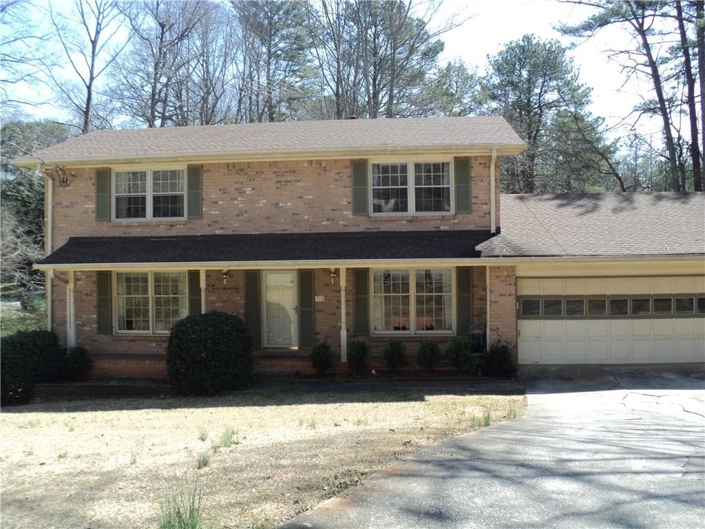4 bedroom, 2,392 sq ft single family residence sold at 3717 BIRCHBRIAR Court, Decatur, GA 30034