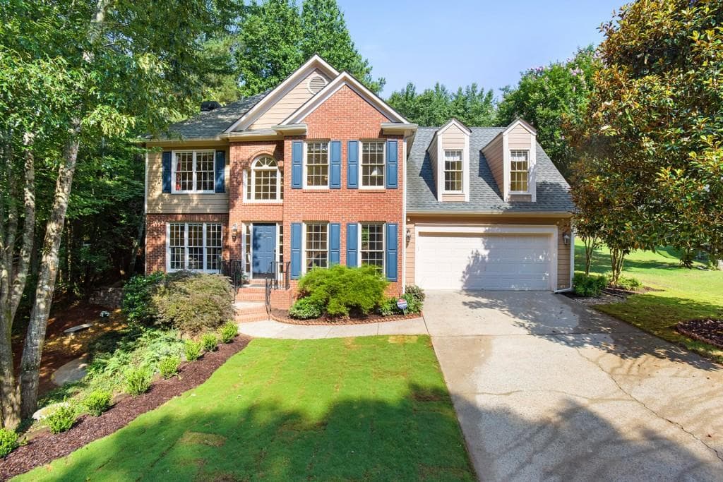 5 bedroom, 2,963 sq ft single family residence sold at 3996 Watkins Glen Drive, Woodstock, GA 30189