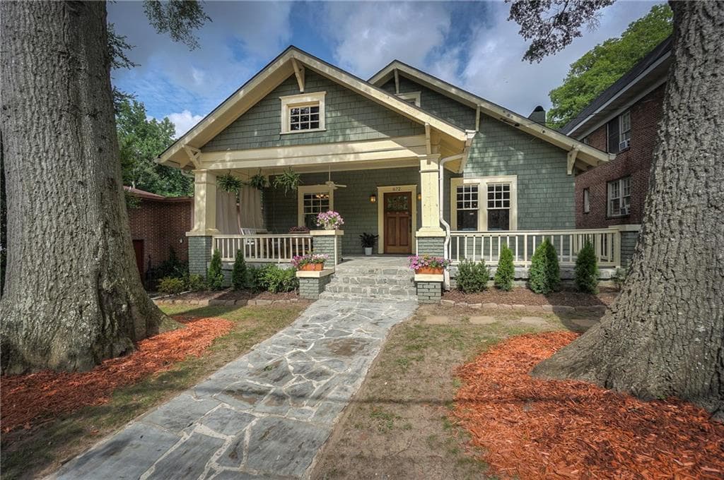 3 bedroom, 1,895 sq ft single family residence sold at 672 Linwood Avenue, Atlanta, GA 30306