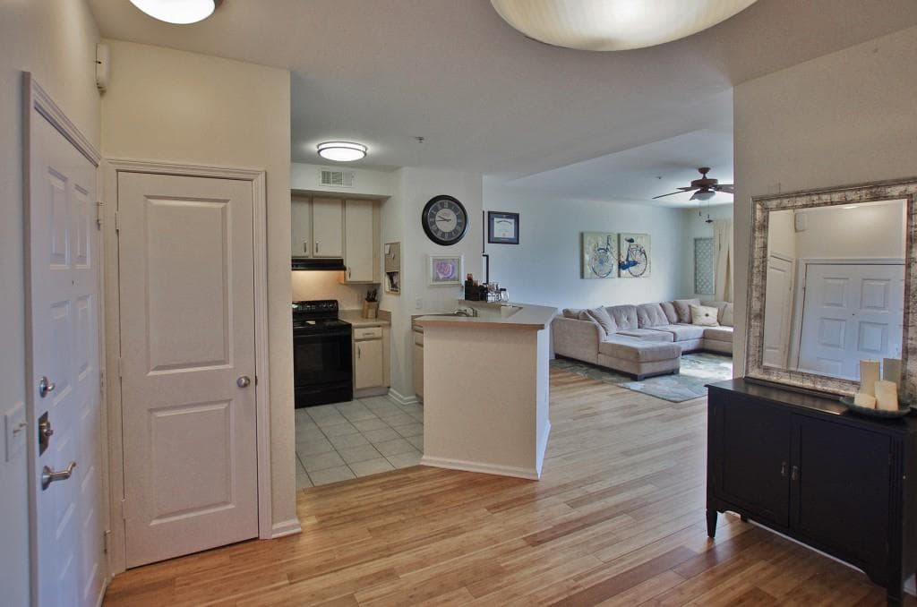 1 bedroom, 793 sq ft condominium sold at 821 Ralph McGill Boulevard 3416, Atlanta, GA 30303