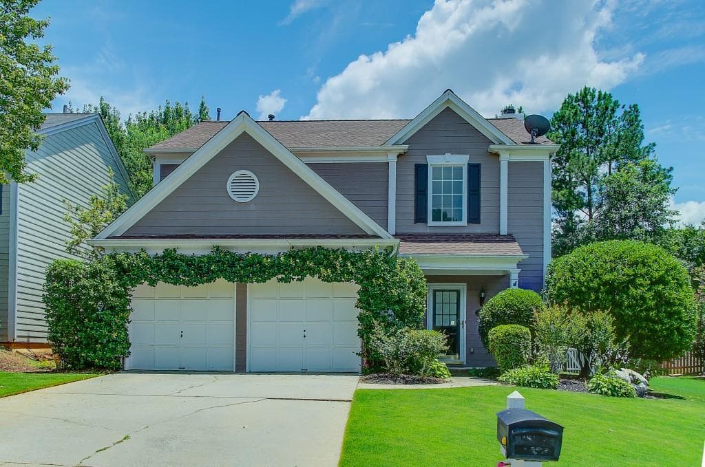 555 Rosedown Way, Alpharetta, GA 30022 — most recent listing photo