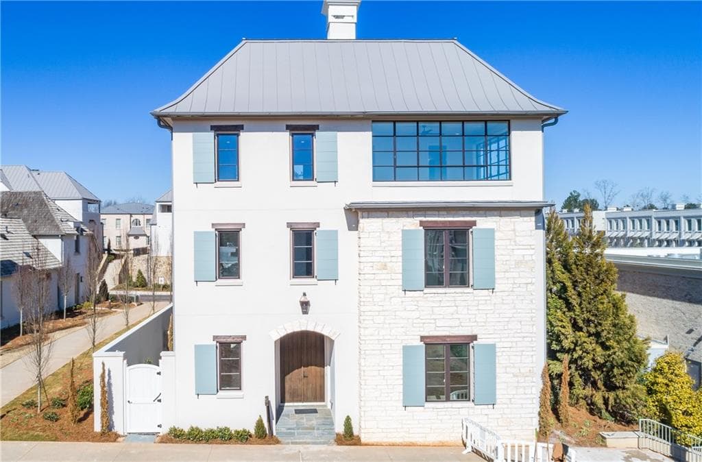 5 bedroom, 5,558 sq ft single family residence sold at 217 N Esplanade, Alpharetta, GA 30009