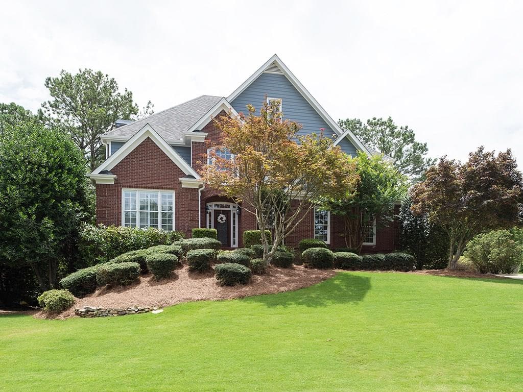 5 bedroom, 3,267 sq ft single family residence sold at 12155 Edenwilde Drive, Roswell, GA 30075