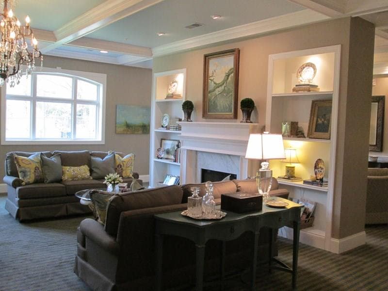 1800 Clairmont Lake 421, Decatur, GA 30033 — most recent listing photo