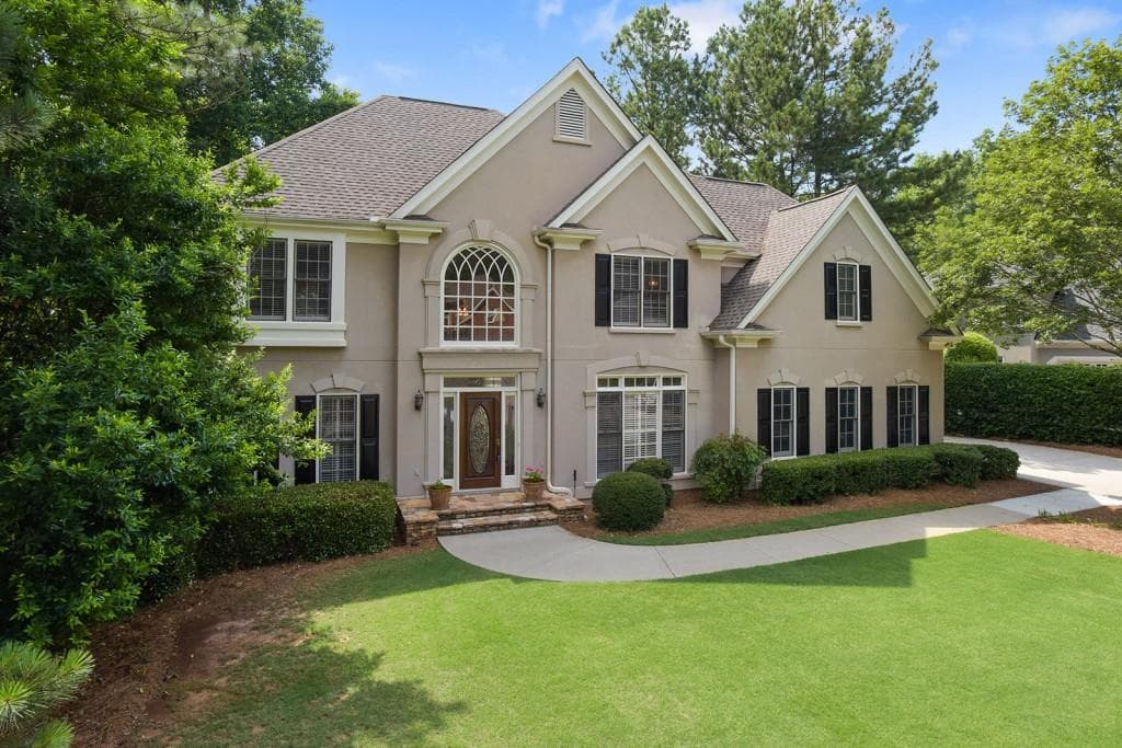 6 bedroom single family residence sold at 8225 Newport Bay Passage, Alpharetta, GA 30005