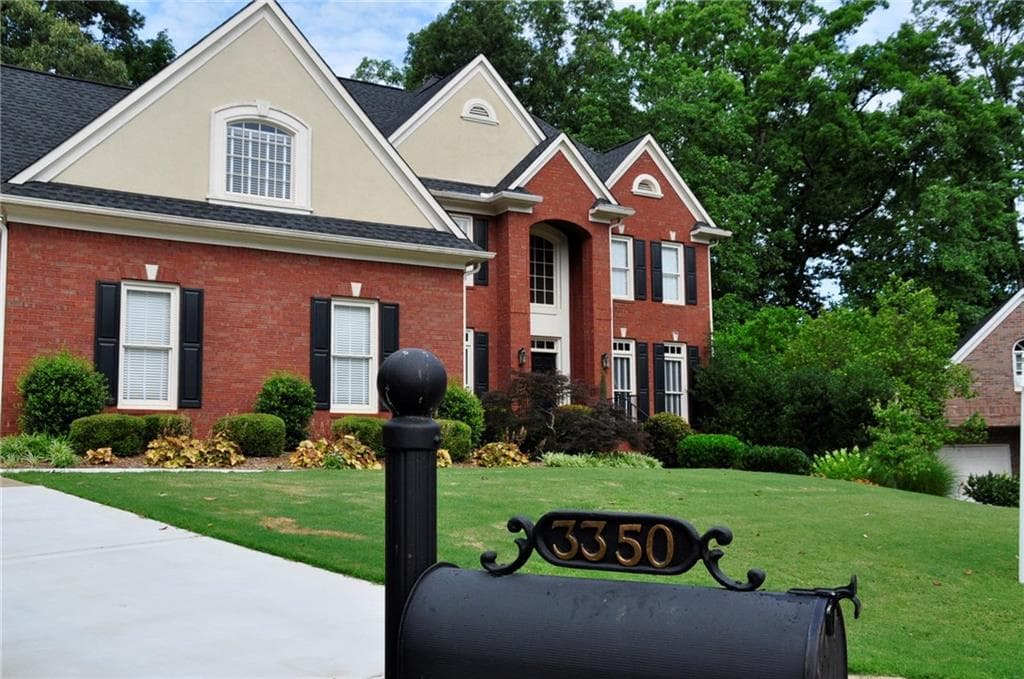 4 bedroom single family residence sold at 3350 Saxony Glen, Marietta, GA 30066