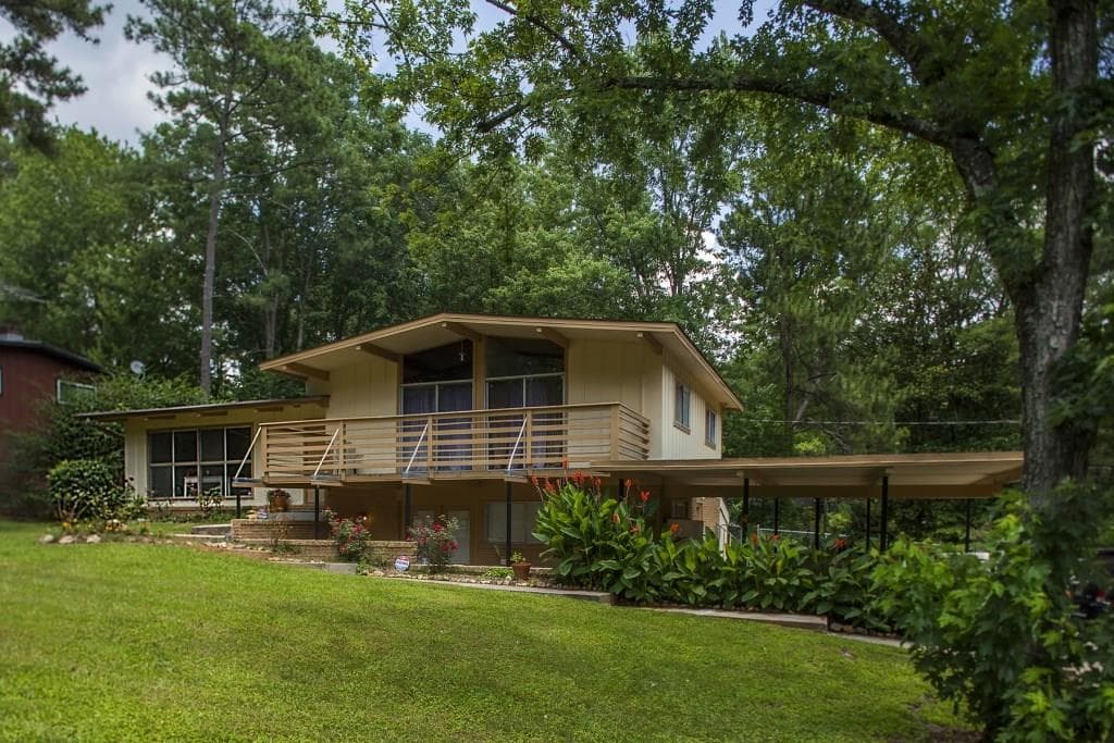 1207 Cedar Park Circle, Stone Mountain, GA 30083 — most recent listing photo
