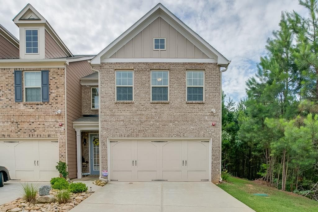 3527 Desoto Road, Snellville, GA 30078 — most recent listing photo