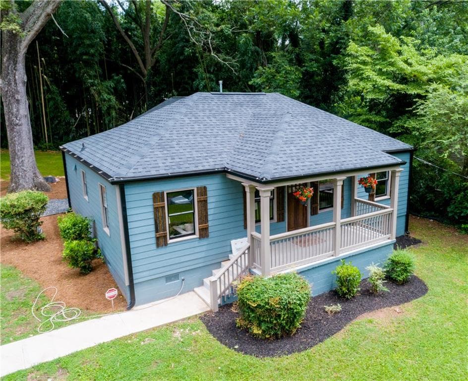 4 bedroom, 1,800 sq ft single family residence sold at 286 ELEANOR Street, Atlanta, GA 30317