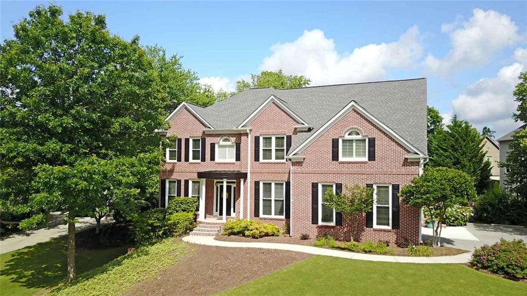 6 bedroom, 3,704 sq ft single family residence sold at 4015 Dodds Grove Lane, Alpharetta, GA 30009