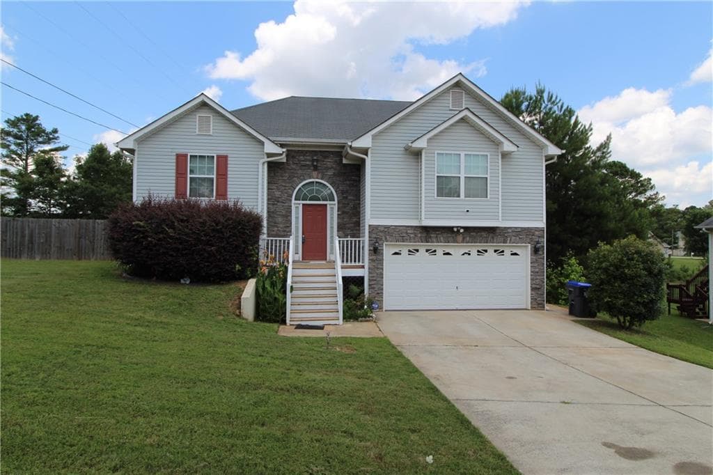 3 bedroom, 1,426 sq ft single family residence sold at 100 S Winds Drive, Villa Rica, GA 30180
