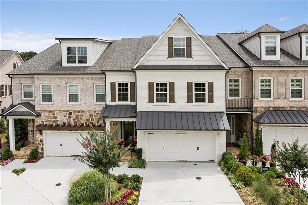 3922 Cliffmont Circle, Marietta, GA 30068 — most recent listing photo