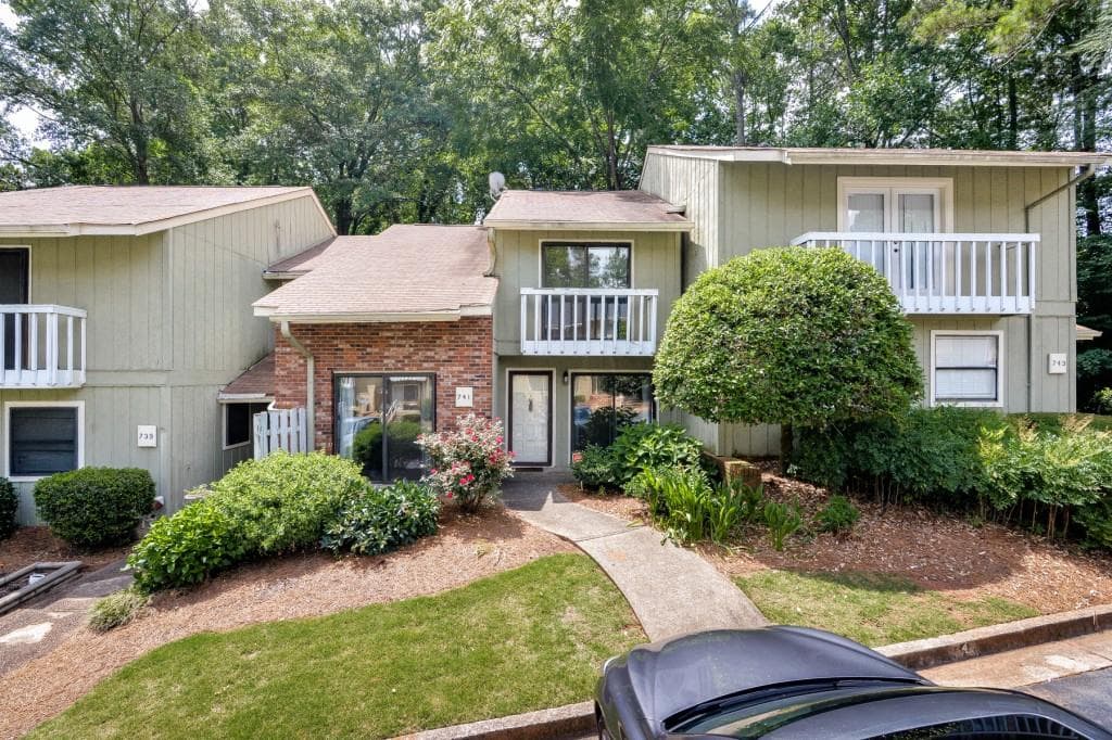 741 Somerset Court 741, Marietta, GA 30067 — most recent listing photo